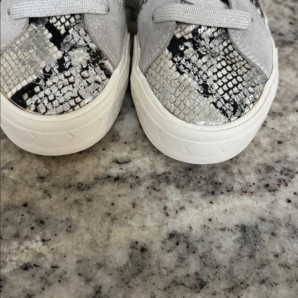 Vintage Havana Gray and White snake skin High-Top Sneakers - Picture 6 of 9